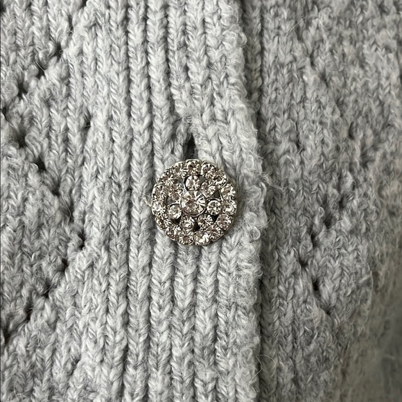 Anthropologie Gray Off-the-Shoulder Sweater with Intricate Knit Design - Picture 8 of 15